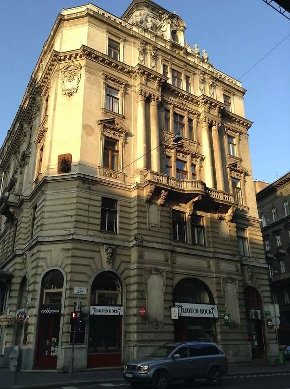 All In Apartman Budapest